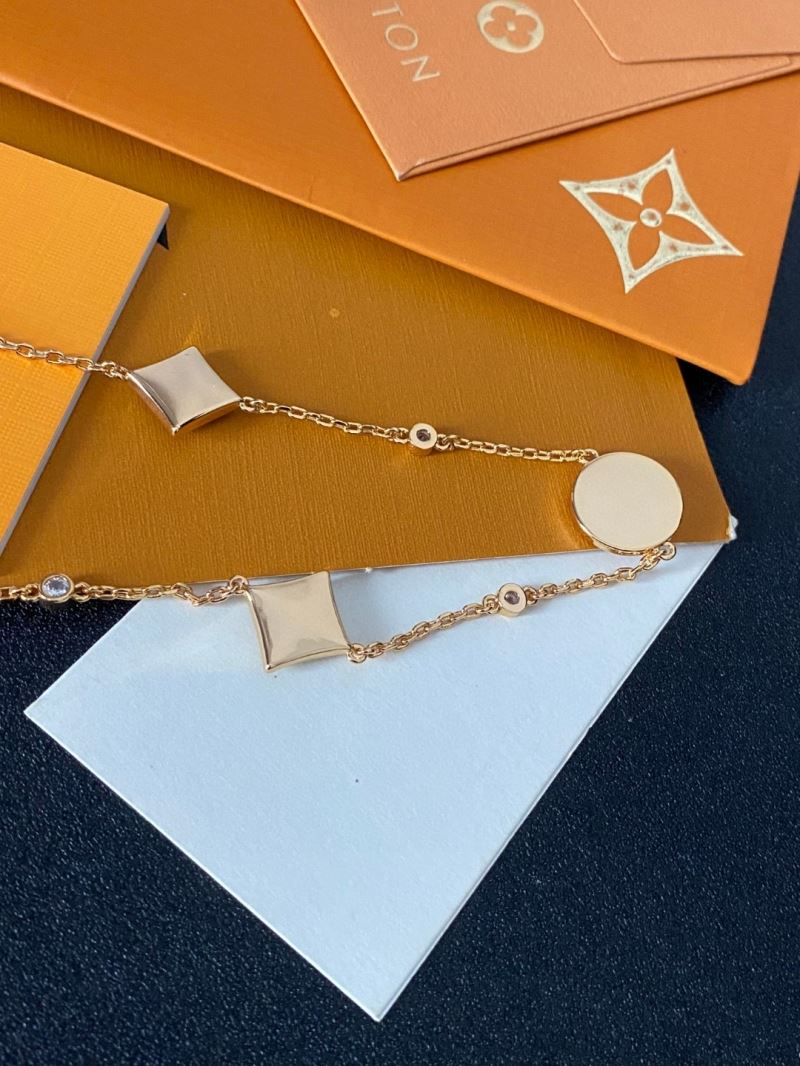 Louis Vuitton Necklaces